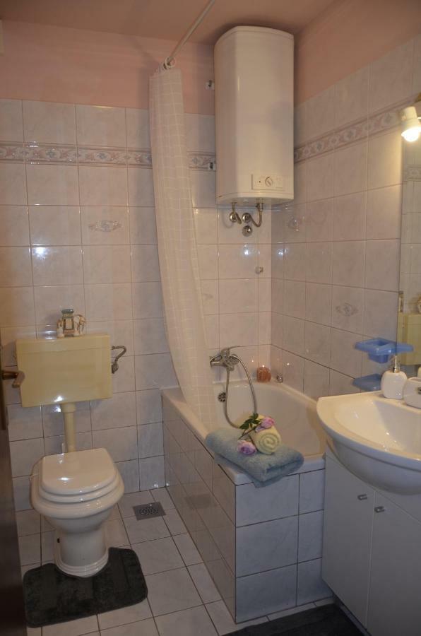 Apartman Una Appartamento Crikvenica Esterno foto